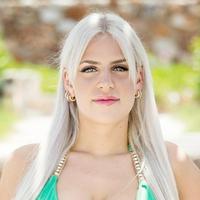 Larissa (S4)