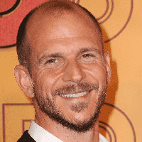 Gustaf Skarsgård