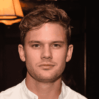 Jeremy Irvine