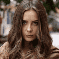 Melek Emiroğlu