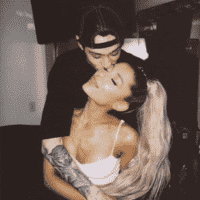 Ariana Grande - Pete Davidson