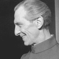 Peter Cushing