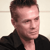 Larry Mullen Jr.