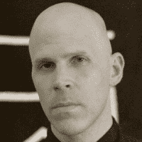 Nikolas Schreck