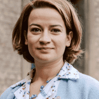 Dr. Ella Wendt