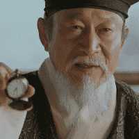 Hee-sung's grandfather