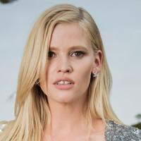 Lara Stone