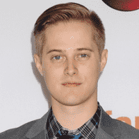 Lucas Grabeel