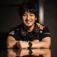 Daigo Umehara (The Beast)