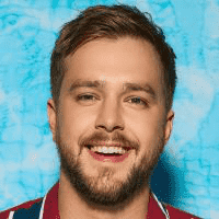 Iain Stirling