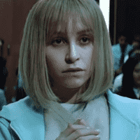 O Menino que Matou Meus Pais / A Menina que Matou os Pais (2021)
