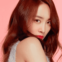 Nicole Jung