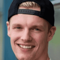 Enzo Knol