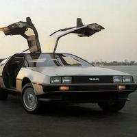 DeLorean DMC-12