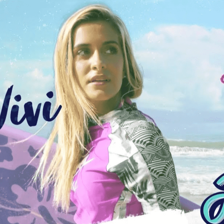 Viviane "Vivi" Leme