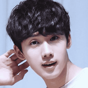 Yeong Woo