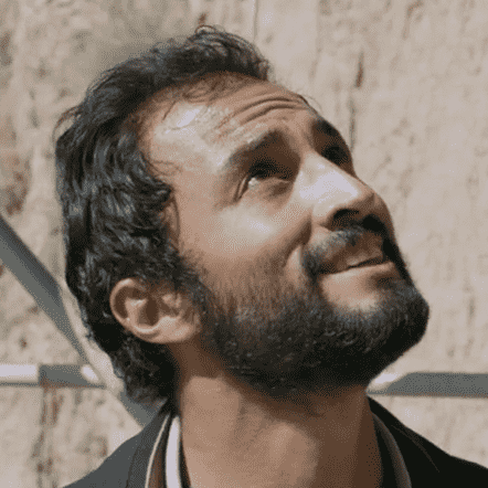 A Hero / Ghahreman
