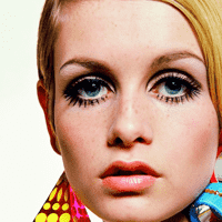 Lesley Lawson (Twiggy)