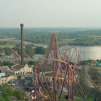 Raging Bull (roller coaster)