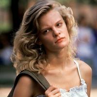 Martha Plimpton