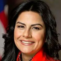 Nanette Barragán