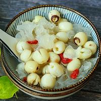 Lotus Seed Sweet Soup