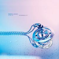 Pastel Ghost - Iris