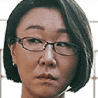 Min Hee Kyung