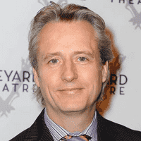 Linus Roache