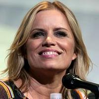 Kim Dickens