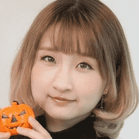 Akina