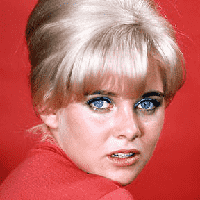 Sue Lyon