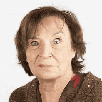 Doña Fina (Josefa Palomares)