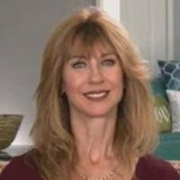 Lizz Miccale