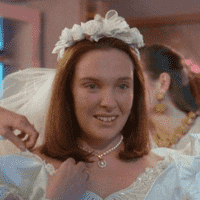 Muriel's Wedding (1994)