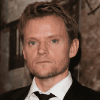 Marc Warren