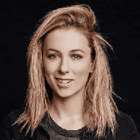 Iliza Schlesinger